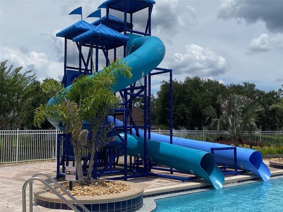 待售: $635,000 (5 贝兹, 3 浴室, 2714 平方英尺)