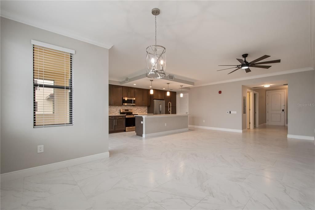 For Sale: $440,000 (3 beds, 3 baths, 1568 Square Feet)