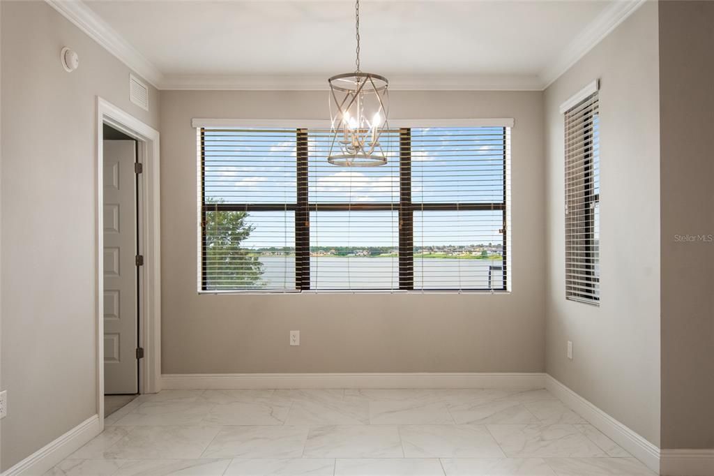 For Sale: $440,000 (3 beds, 3 baths, 1568 Square Feet)