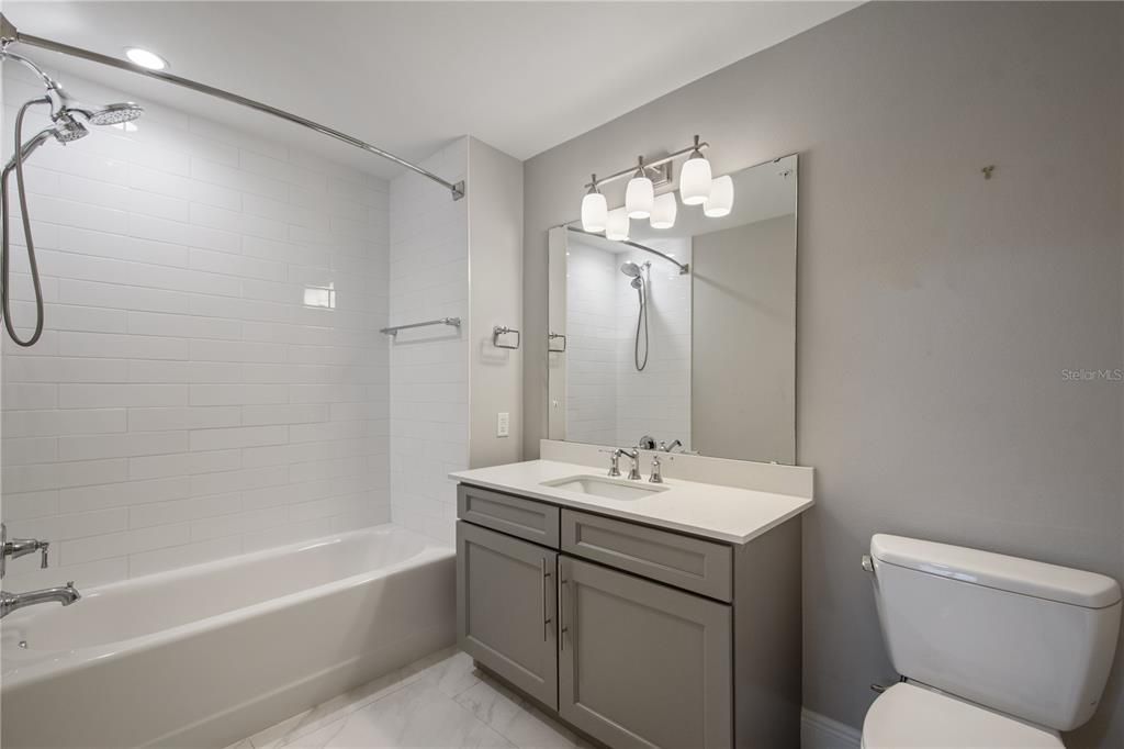 For Sale: $440,000 (3 beds, 3 baths, 1568 Square Feet)