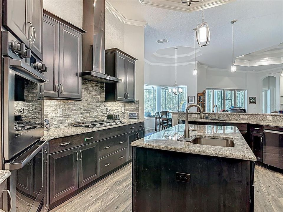 En Venta: $1,309,000 (4 camas, 4 baños, 3505 Pies cuadrados)