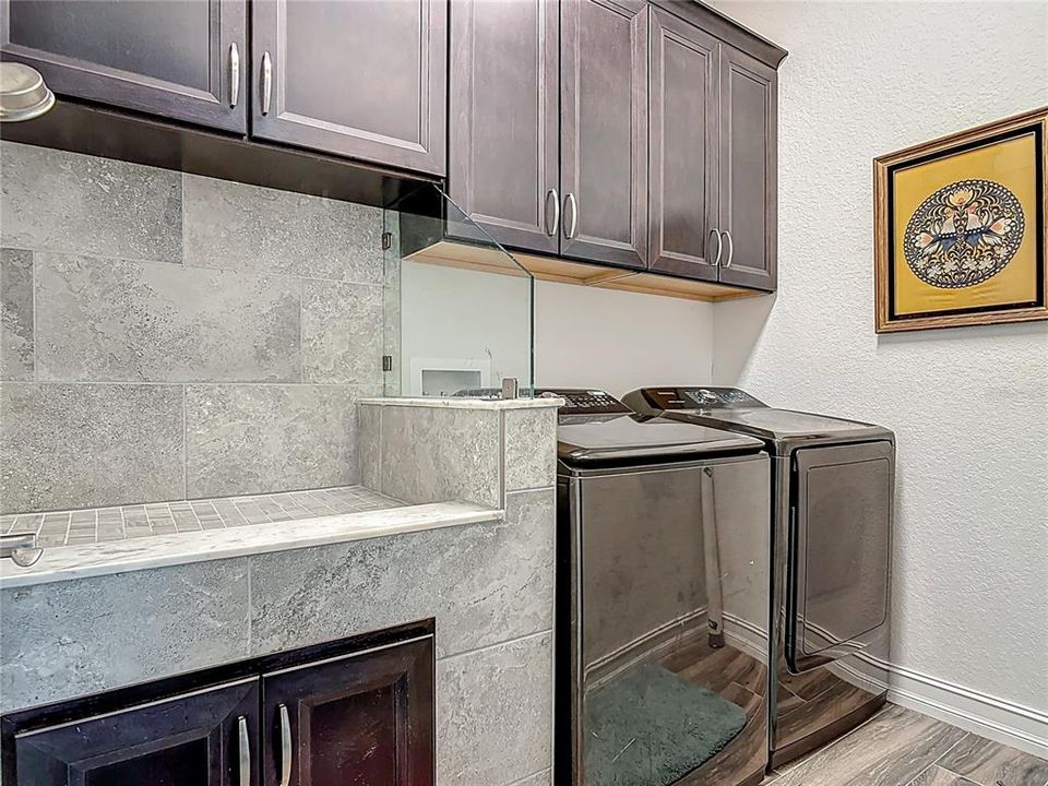 En Venta: $1,309,000 (4 camas, 4 baños, 3505 Pies cuadrados)