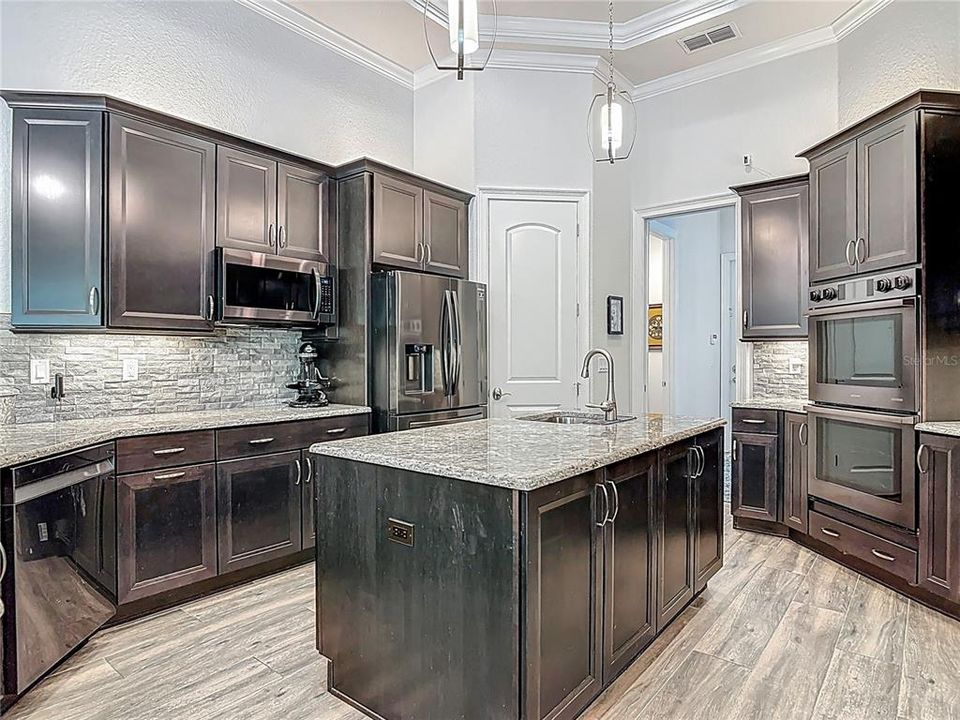 En Venta: $1,309,000 (4 camas, 4 baños, 3505 Pies cuadrados)