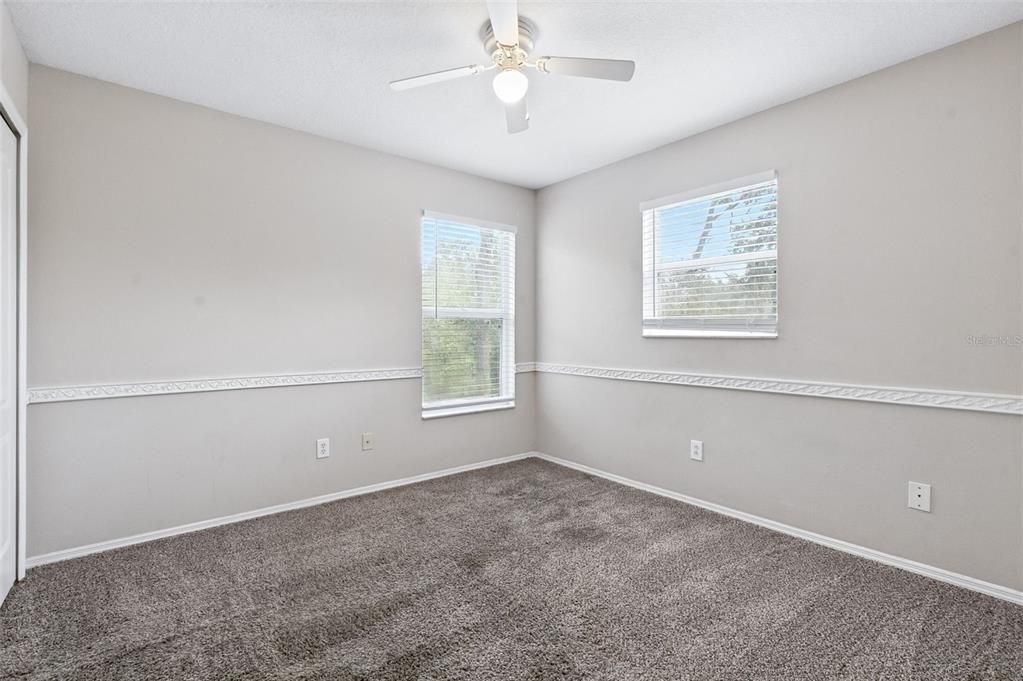 合同活跃: $319,900 (4 贝兹, 3 浴室, 1817 平方英尺)