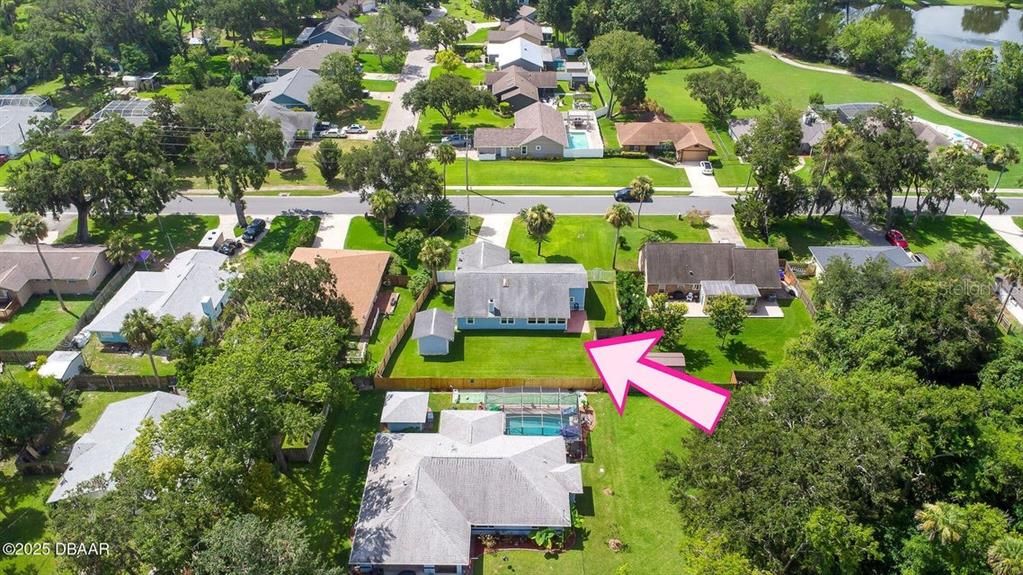 合同活跃: $364,000 (3 贝兹, 2 浴室, 1824 平方英尺)