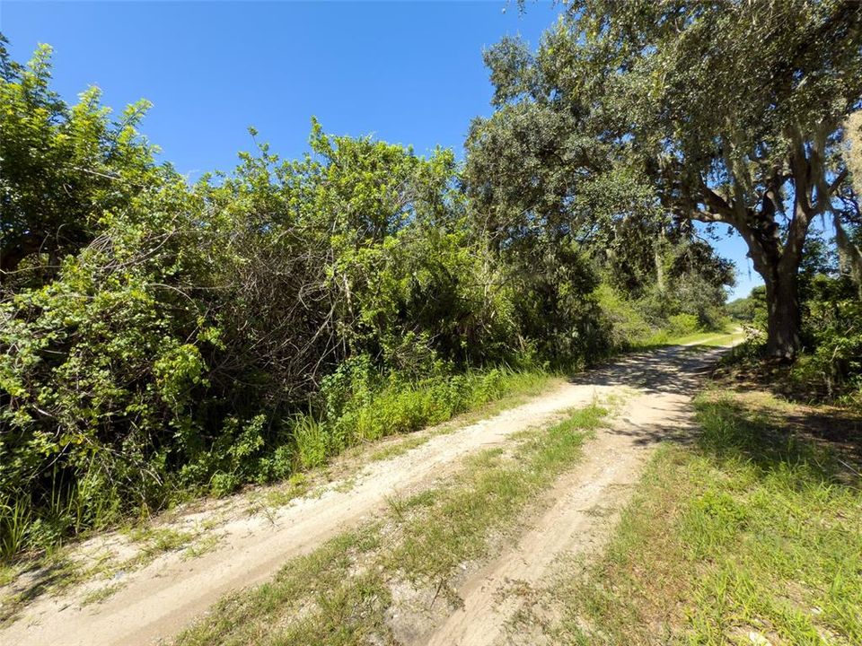 En Venta: $799,000 (15.53 acres)