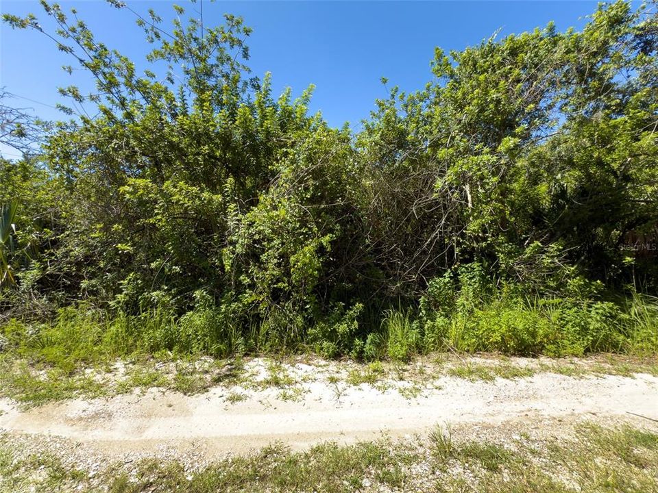 En Venta: $799,000 (15.53 acres)