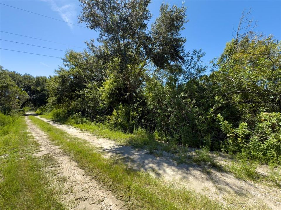 En Venta: $799,000 (15.53 acres)