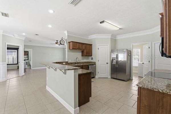 Active With Contract: $330,000 (4 beds, 2 baths, 1968 Square Feet)