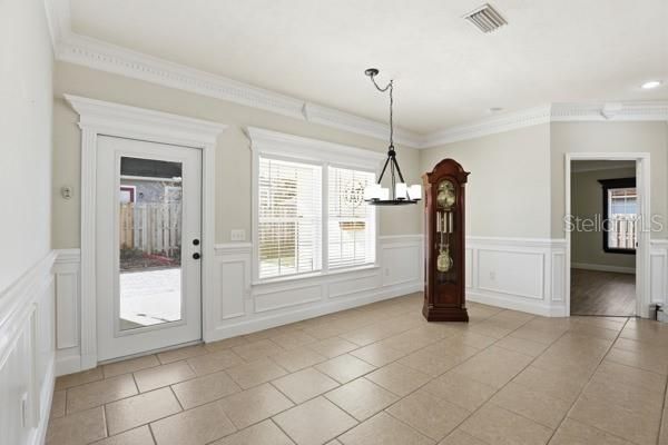 Active With Contract: $330,000 (4 beds, 2 baths, 1968 Square Feet)