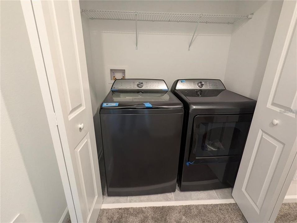 合同活跃: $2,250 (3 贝兹, 2 浴室, 1864 平方英尺)