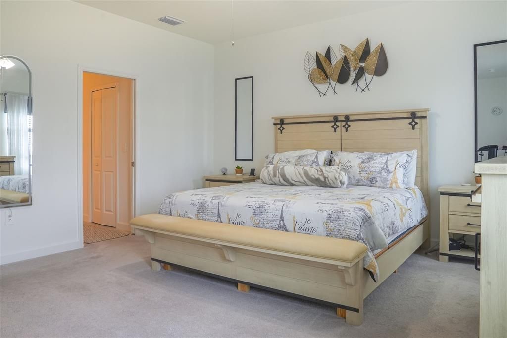 На продажу: $358,990 (3 спален, 2 ванн, 1942 Квадратных фут)