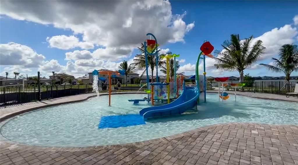 На продажу: $358,990 (3 спален, 2 ванн, 1942 Квадратных фут)