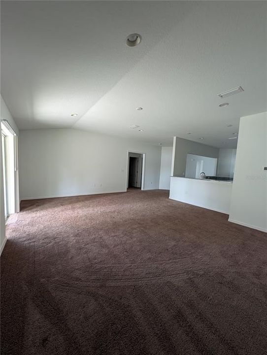 На продажу: $400,000 (4 спален, 2 ванн, 2270 Квадратных фут)