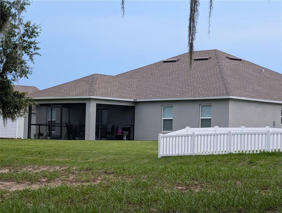 待售: $400,000 (4 贝兹, 2 浴室, 2270 平方英尺)