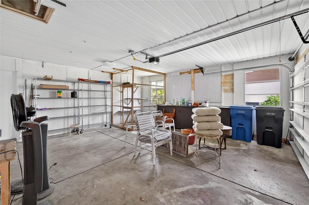 На продажу: $279,000 (2 спален, 2 ванн, 1334 Квадратных фут)