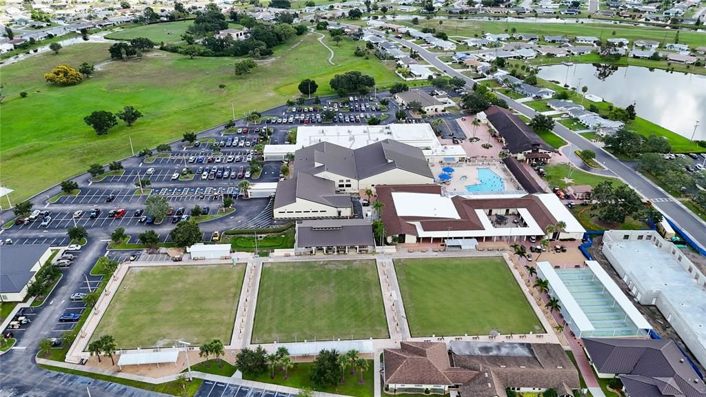 На продажу: $279,000 (2 спален, 2 ванн, 1334 Квадратных фут)