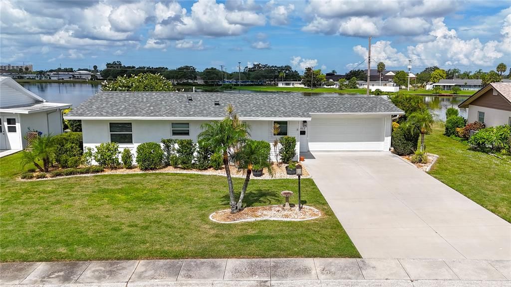 На продажу: $279,000 (2 спален, 2 ванн, 1334 Квадратных фут)