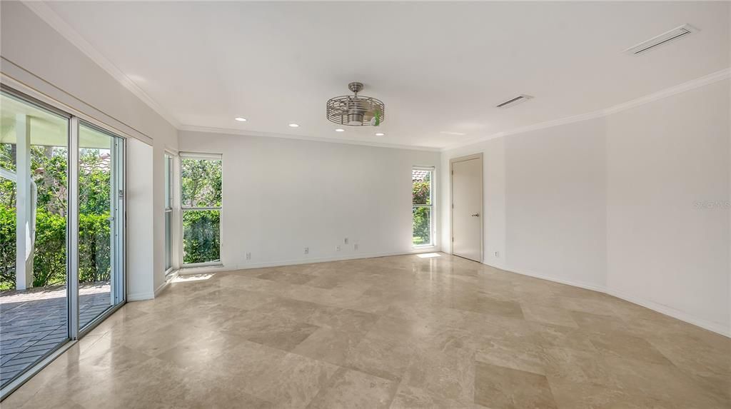 Active With Contract: $3,295,000 (3 beds, 2 baths, 2428 Square Feet)