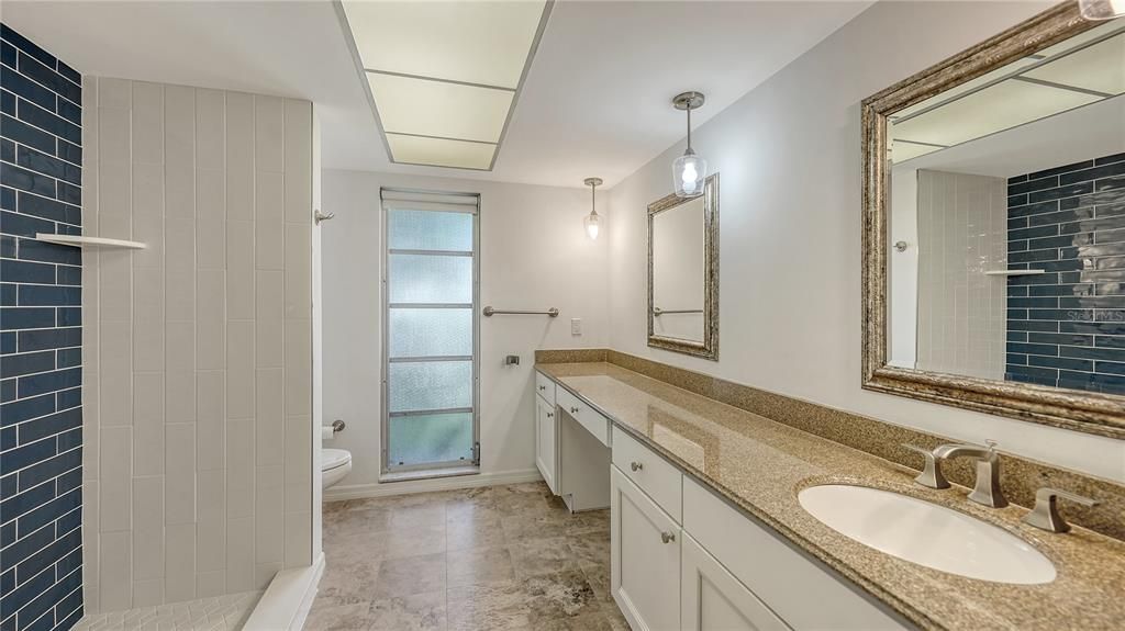 Active With Contract: $3,295,000 (3 beds, 2 baths, 2428 Square Feet)