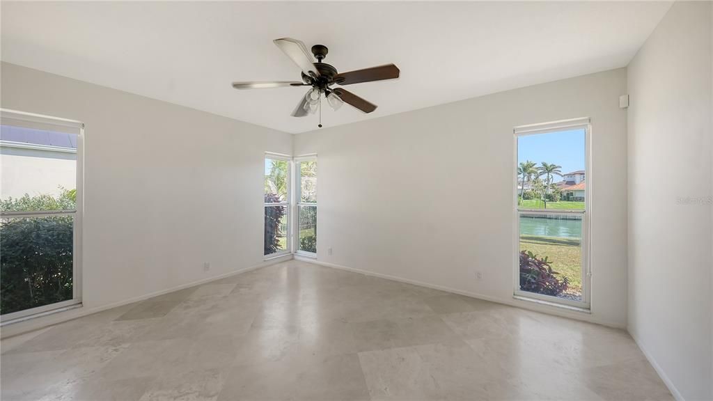 Active With Contract: $3,295,000 (3 beds, 2 baths, 2428 Square Feet)