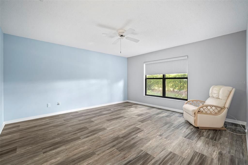 For Sale: $235,000 (2 beds, 2 baths, 1444 Square Feet)