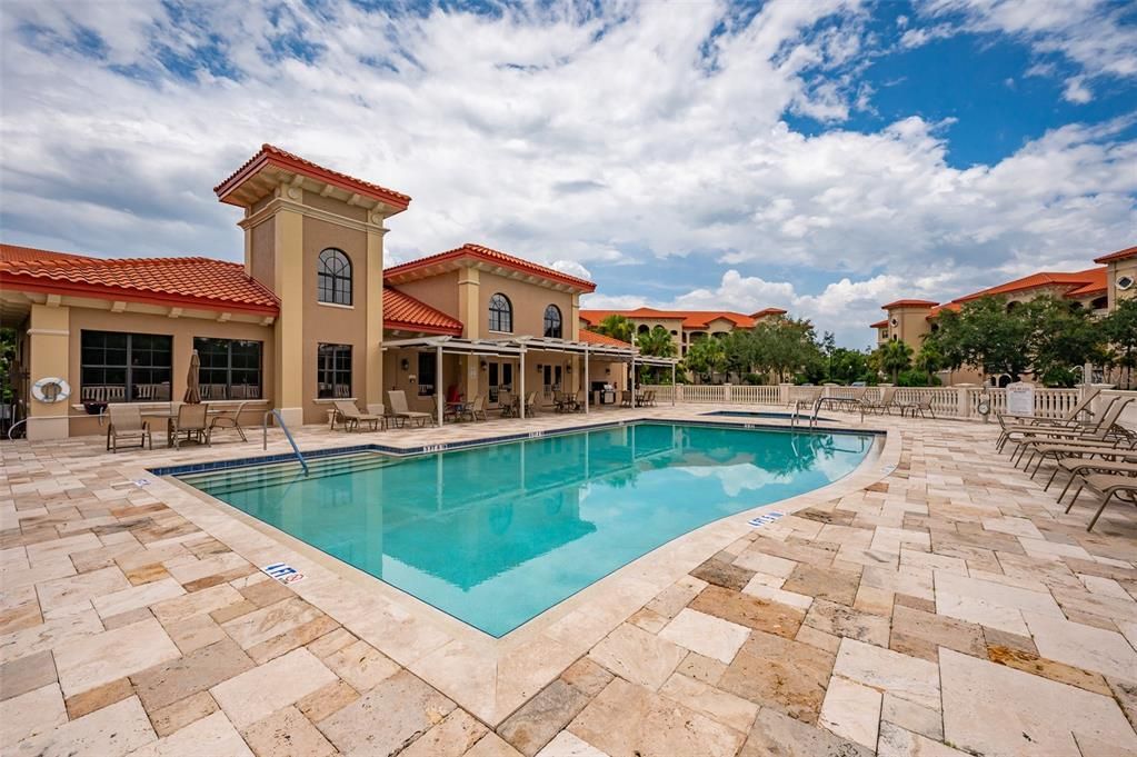 待售: $329,000 (2 贝兹, 2 浴室, 1762 平方英尺)