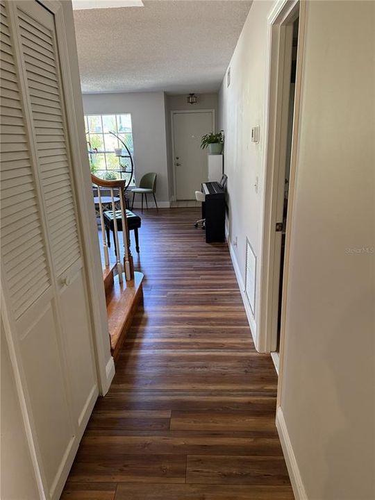 待售: $330,000 (3 贝兹, 2 浴室, 1660 平方英尺)