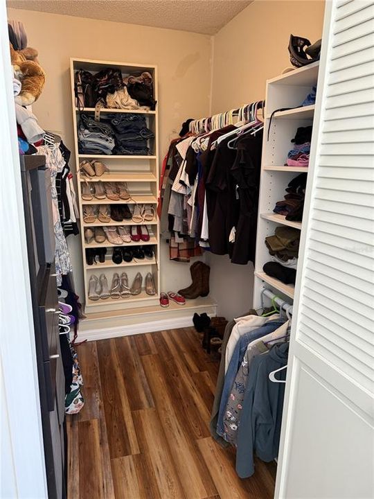 待售: $330,000 (3 贝兹, 2 浴室, 1660 平方英尺)