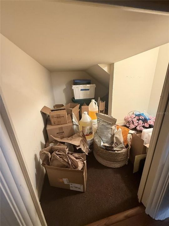 待售: $330,000 (3 贝兹, 2 浴室, 1660 平方英尺)