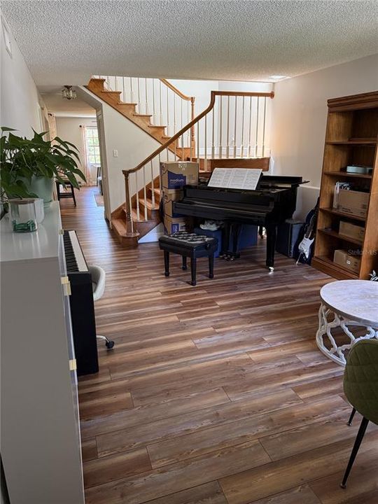 待售: $330,000 (3 贝兹, 2 浴室, 1660 平方英尺)