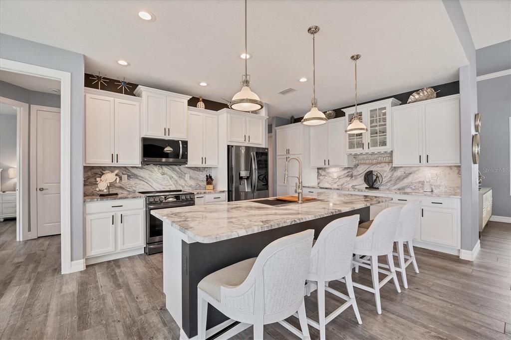 待售: $1,200,000 (3 贝兹, 2 浴室, 1902 平方英尺)