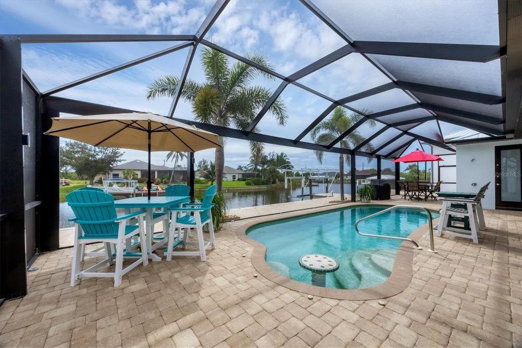 待售: $1,200,000 (3 贝兹, 2 浴室, 1902 平方英尺)