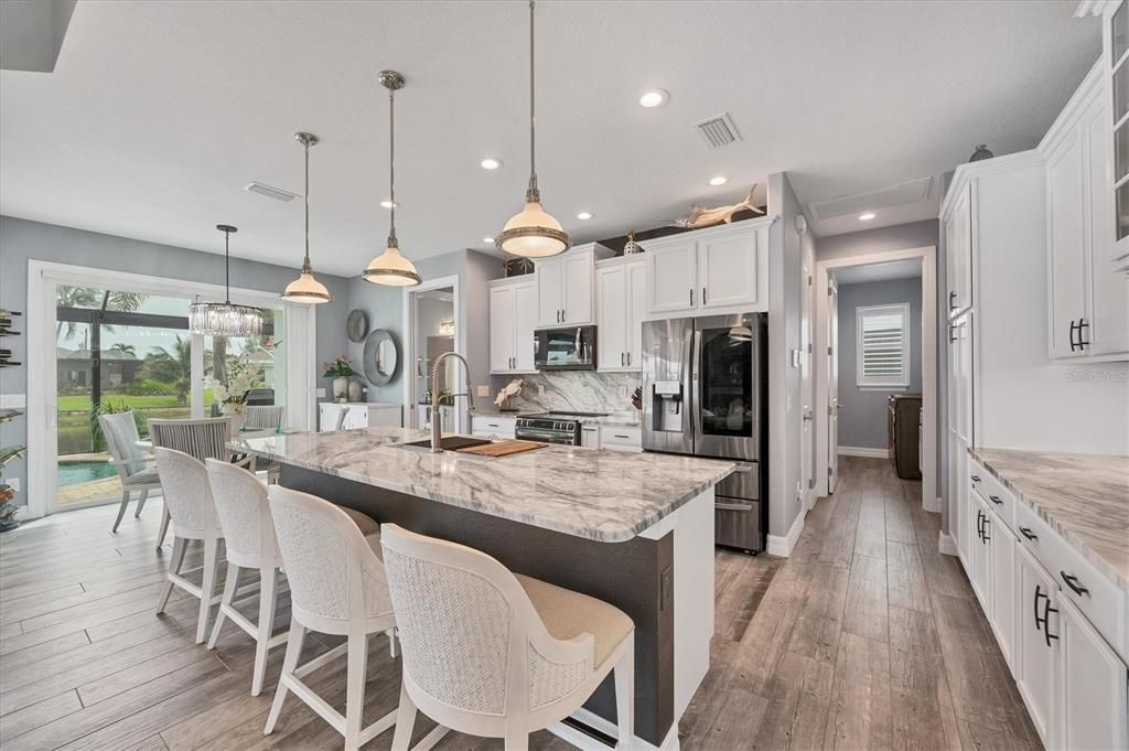 待售: $1,200,000 (3 贝兹, 2 浴室, 1902 平方英尺)