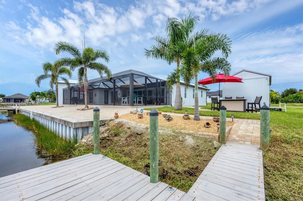 待售: $1,200,000 (3 贝兹, 2 浴室, 1902 平方英尺)