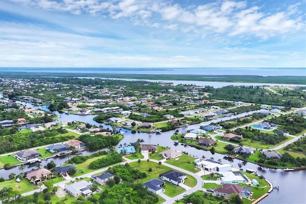 待售: $1,200,000 (3 贝兹, 2 浴室, 1902 平方英尺)