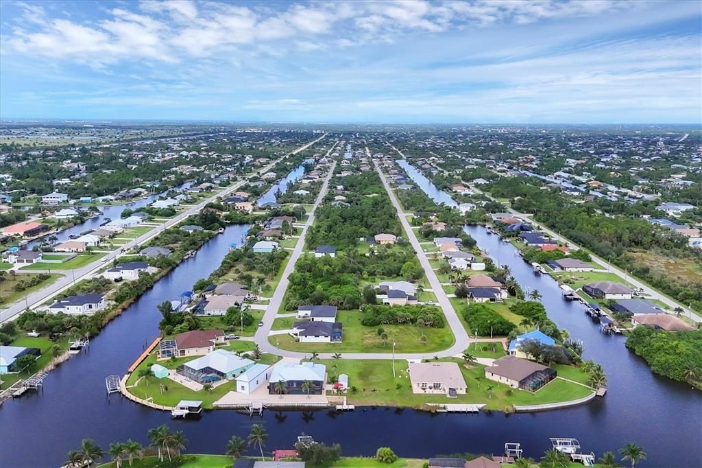 待售: $1,200,000 (3 贝兹, 2 浴室, 1902 平方英尺)