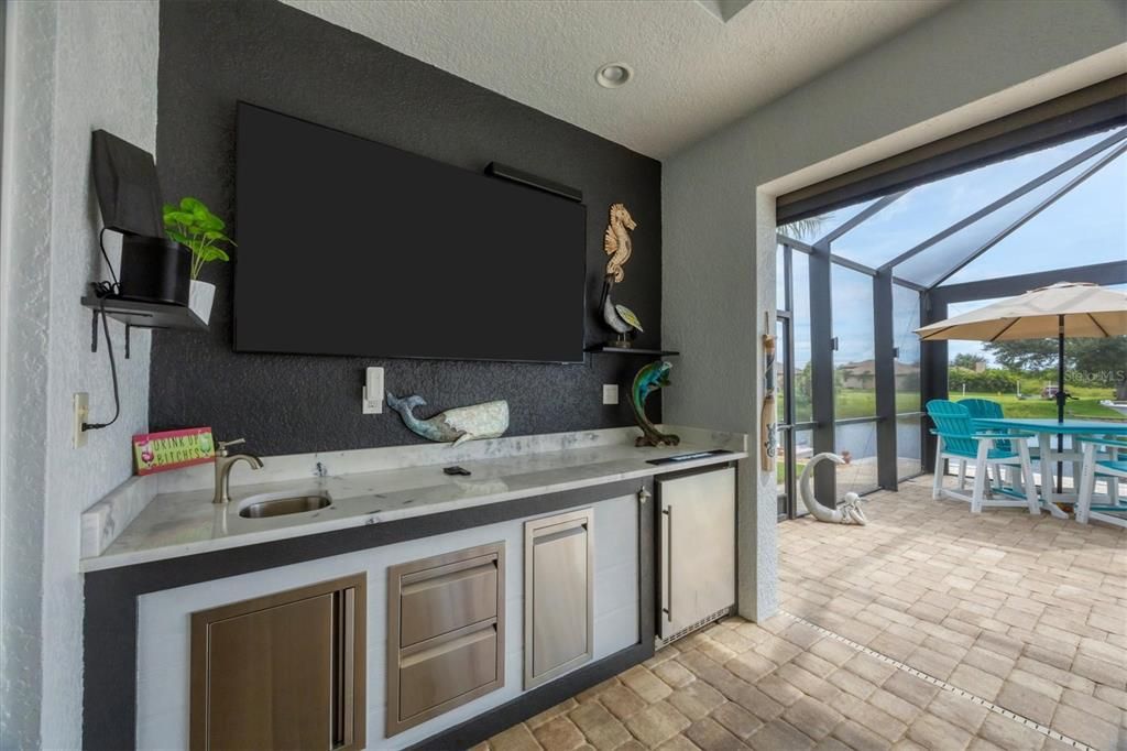 待售: $1,200,000 (3 贝兹, 2 浴室, 1902 平方英尺)