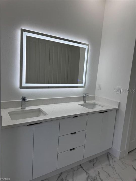 Activo con contrato: $314,900 (3 camas, 2 baños, 1493 Pies cuadrados)