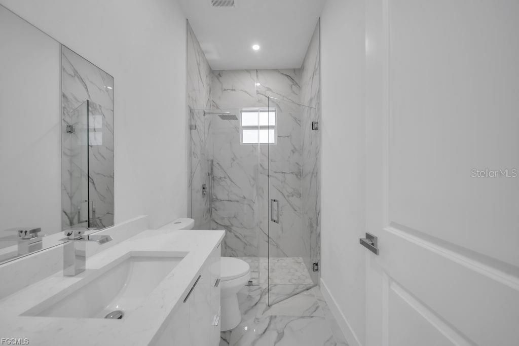 Activo con contrato: $314,900 (3 camas, 2 baños, 1493 Pies cuadrados)