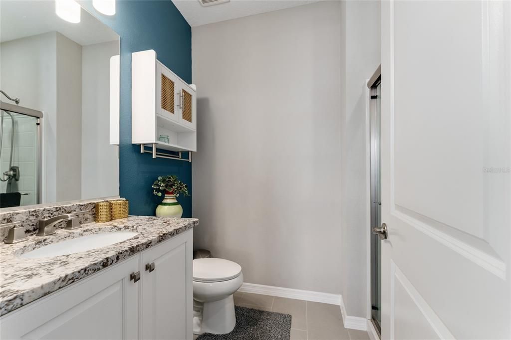 合同活跃: $4,800 (2 贝兹, 2 浴室, 2057 平方英尺)