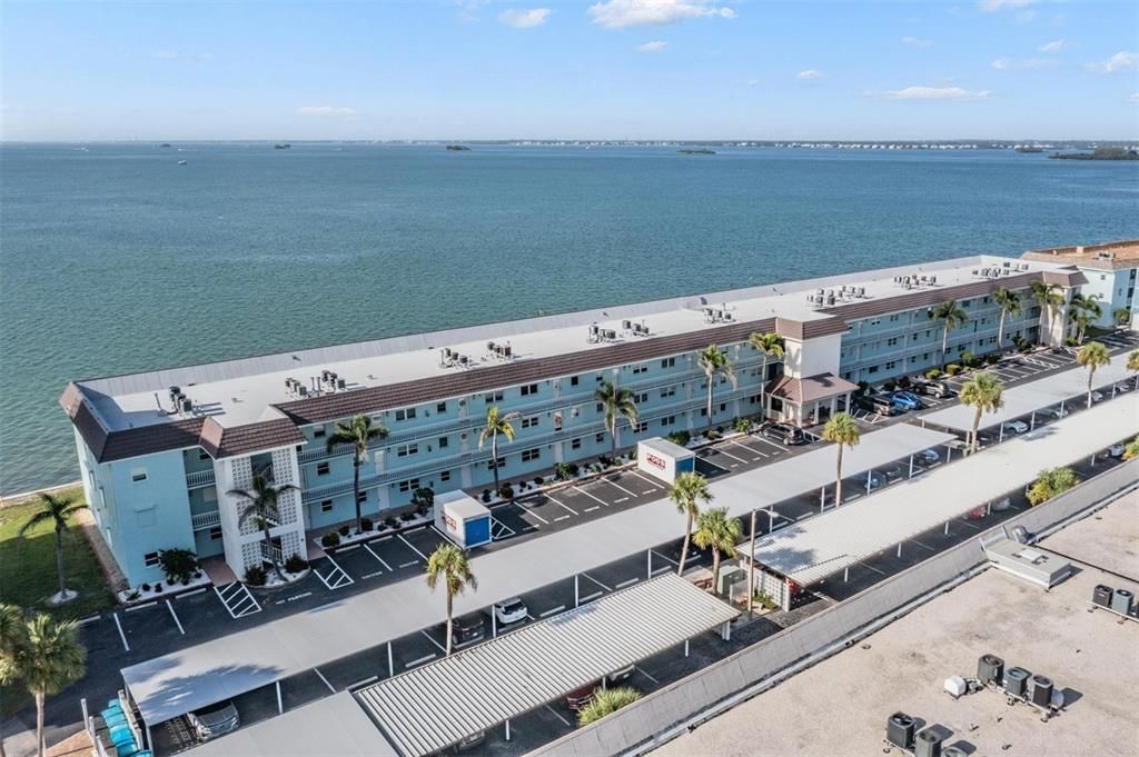 For Sale: $350,000 (2 beds, 2 baths, 1141 Square Feet)