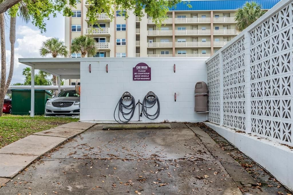 For Sale: $350,000 (2 beds, 2 baths, 1141 Square Feet)