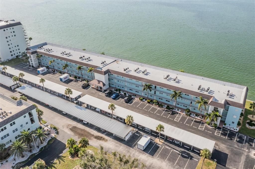 For Sale: $350,000 (2 beds, 2 baths, 1141 Square Feet)