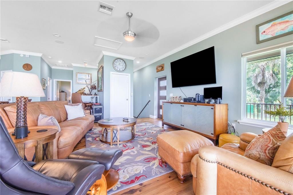 待售: $1,500,000 (3 贝兹, 2 浴室, 2606 平方英尺)