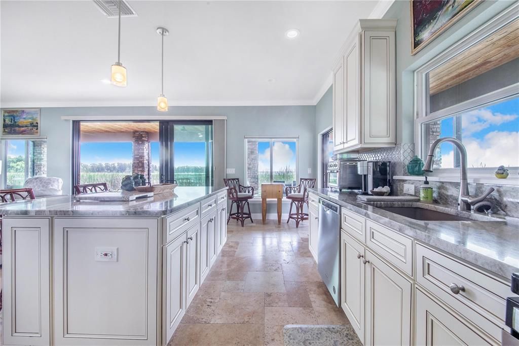 待售: $1,500,000 (3 贝兹, 2 浴室, 2606 平方英尺)