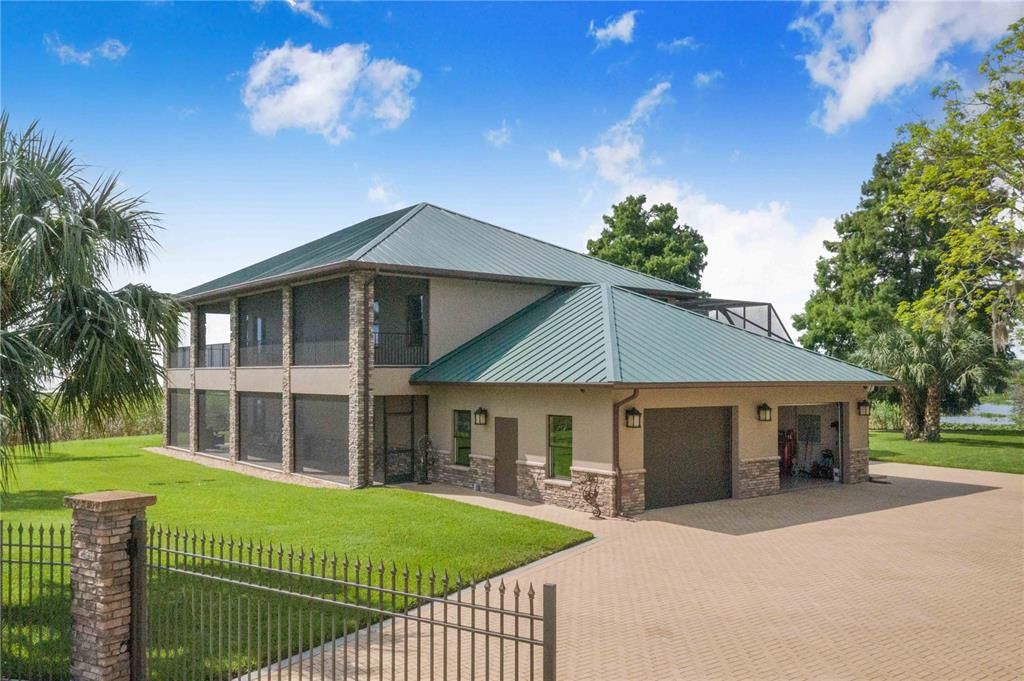 待售: $1,500,000 (3 贝兹, 2 浴室, 2606 平方英尺)