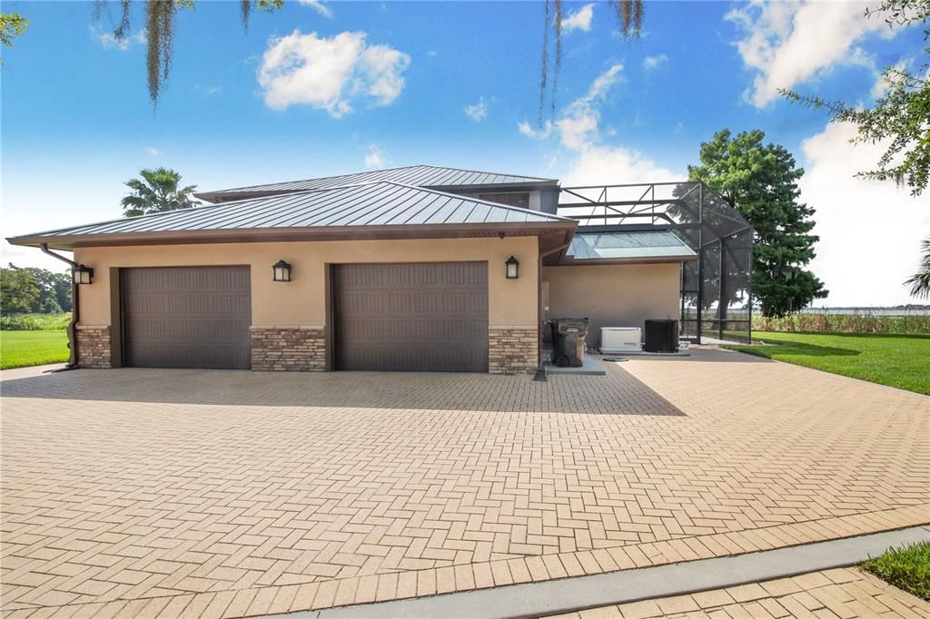 待售: $1,500,000 (3 贝兹, 2 浴室, 2606 平方英尺)