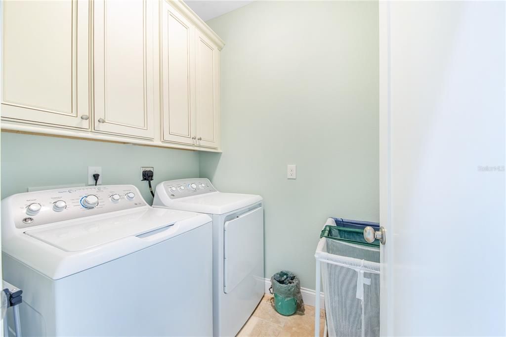 待售: $1,500,000 (3 贝兹, 2 浴室, 2606 平方英尺)