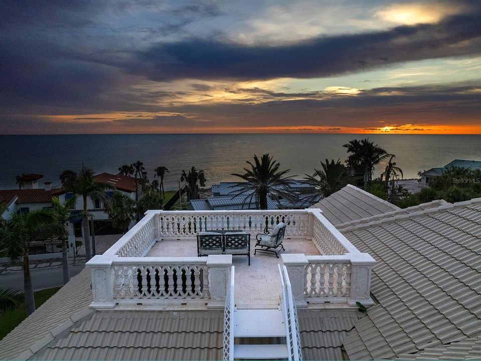 待售: $5,990,000 (4 贝兹, 5 浴室, 5397 平方英尺)